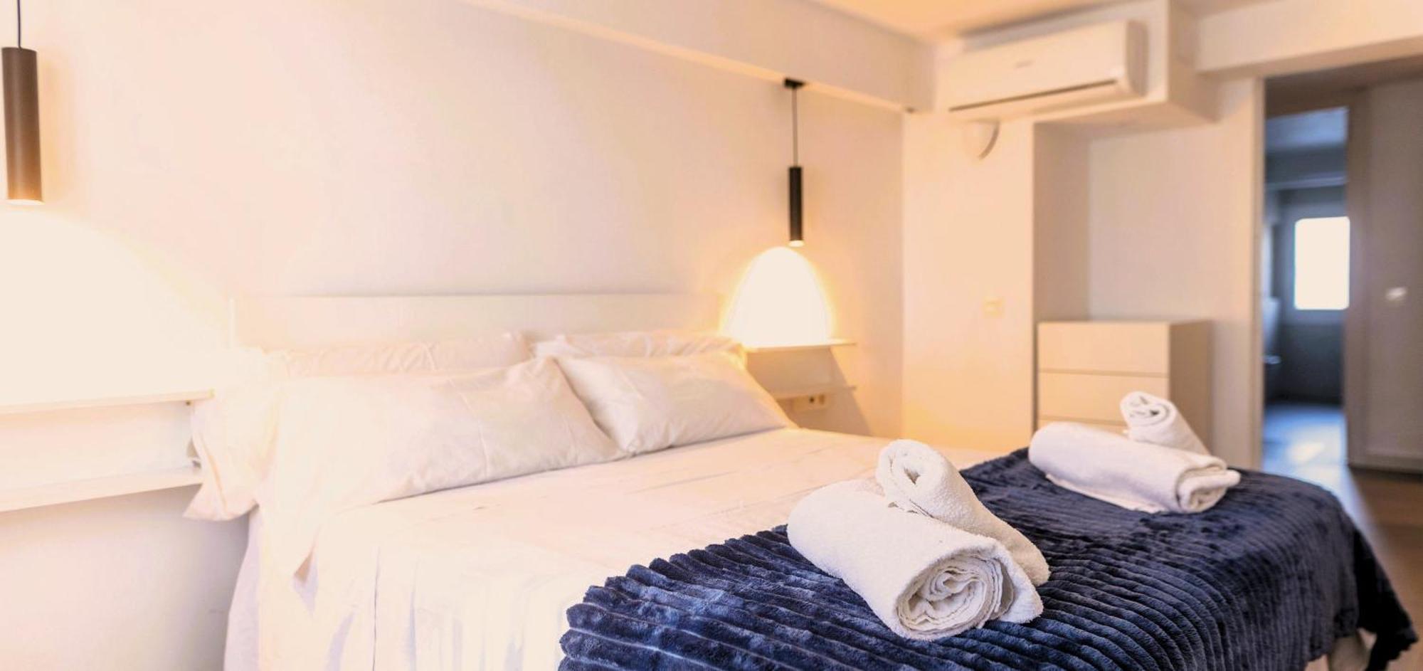 Suitur Beachfront Apartment Roc De Sant Gaieta Roda de Bará Kültér fotó