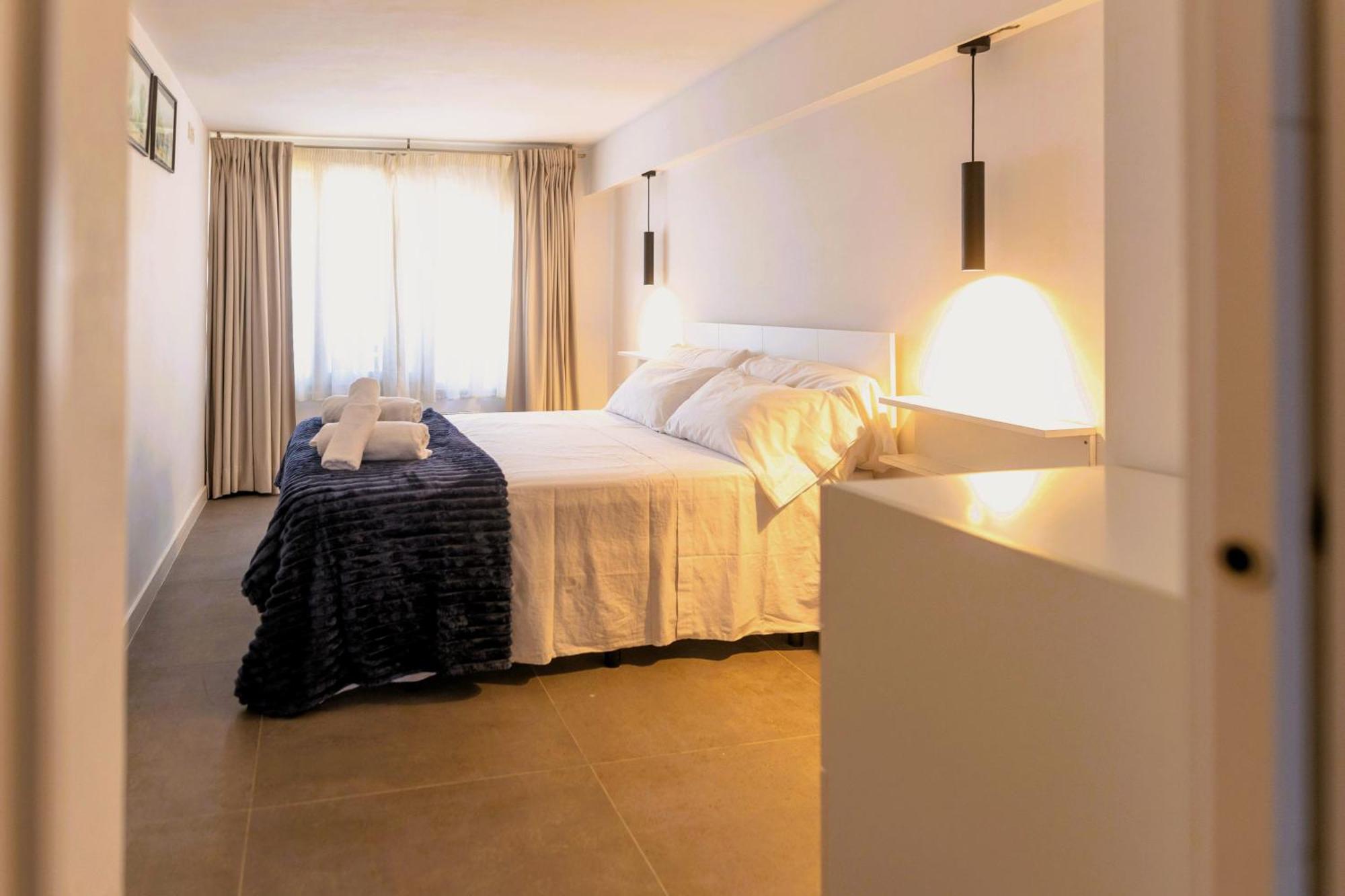 Suitur Beachfront Apartment Roc De Sant Gaieta Roda de Bará Kültér fotó