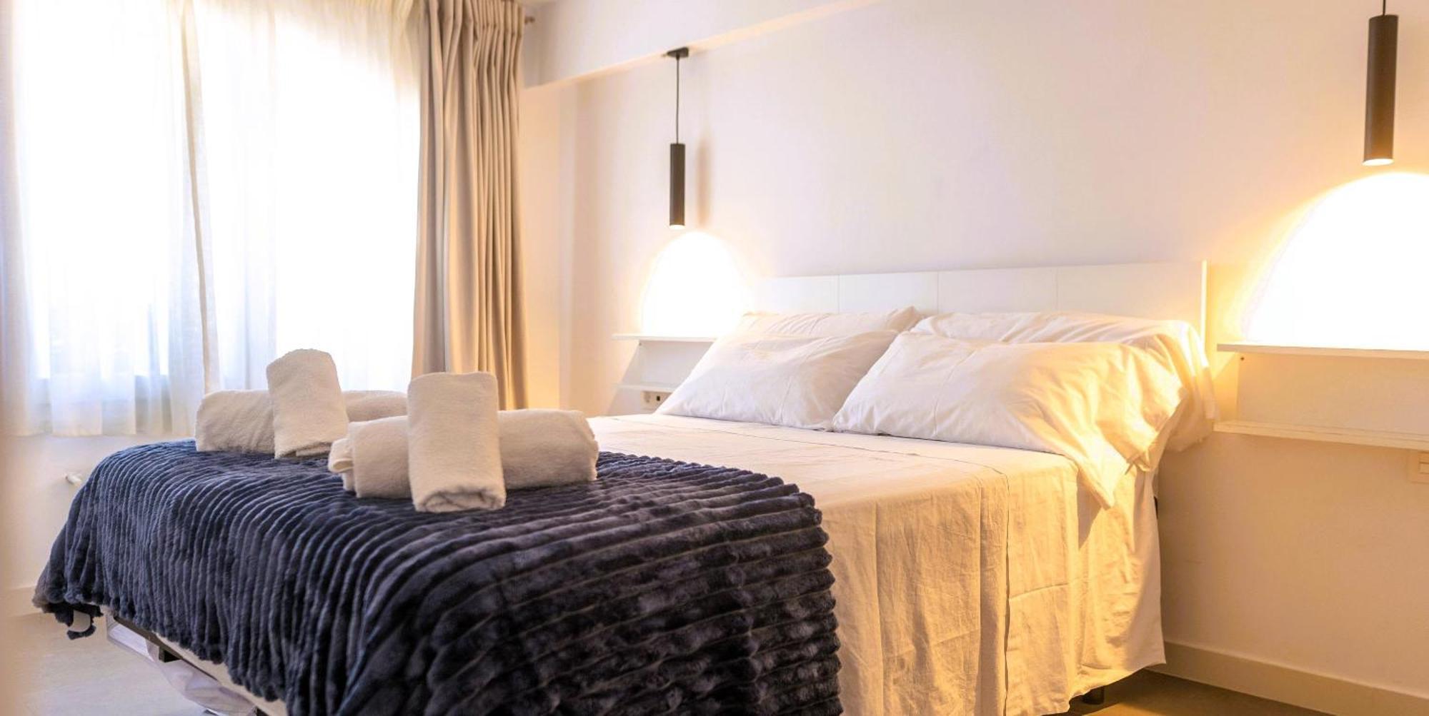 Suitur Beachfront Apartment Roc De Sant Gaieta Roda de Bará Kültér fotó