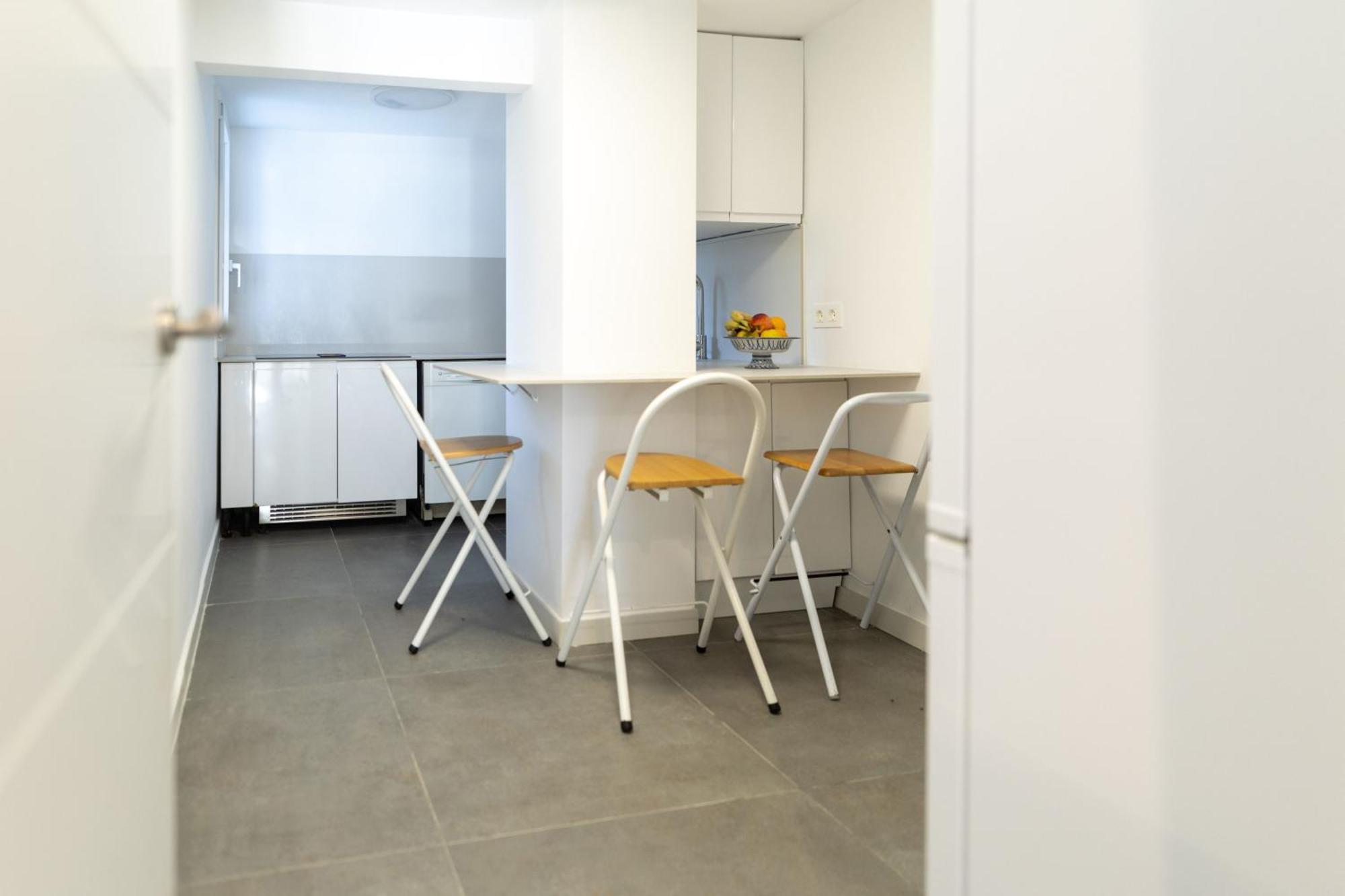 Suitur Beachfront Apartment Roc De Sant Gaieta Roda de Bará Kültér fotó