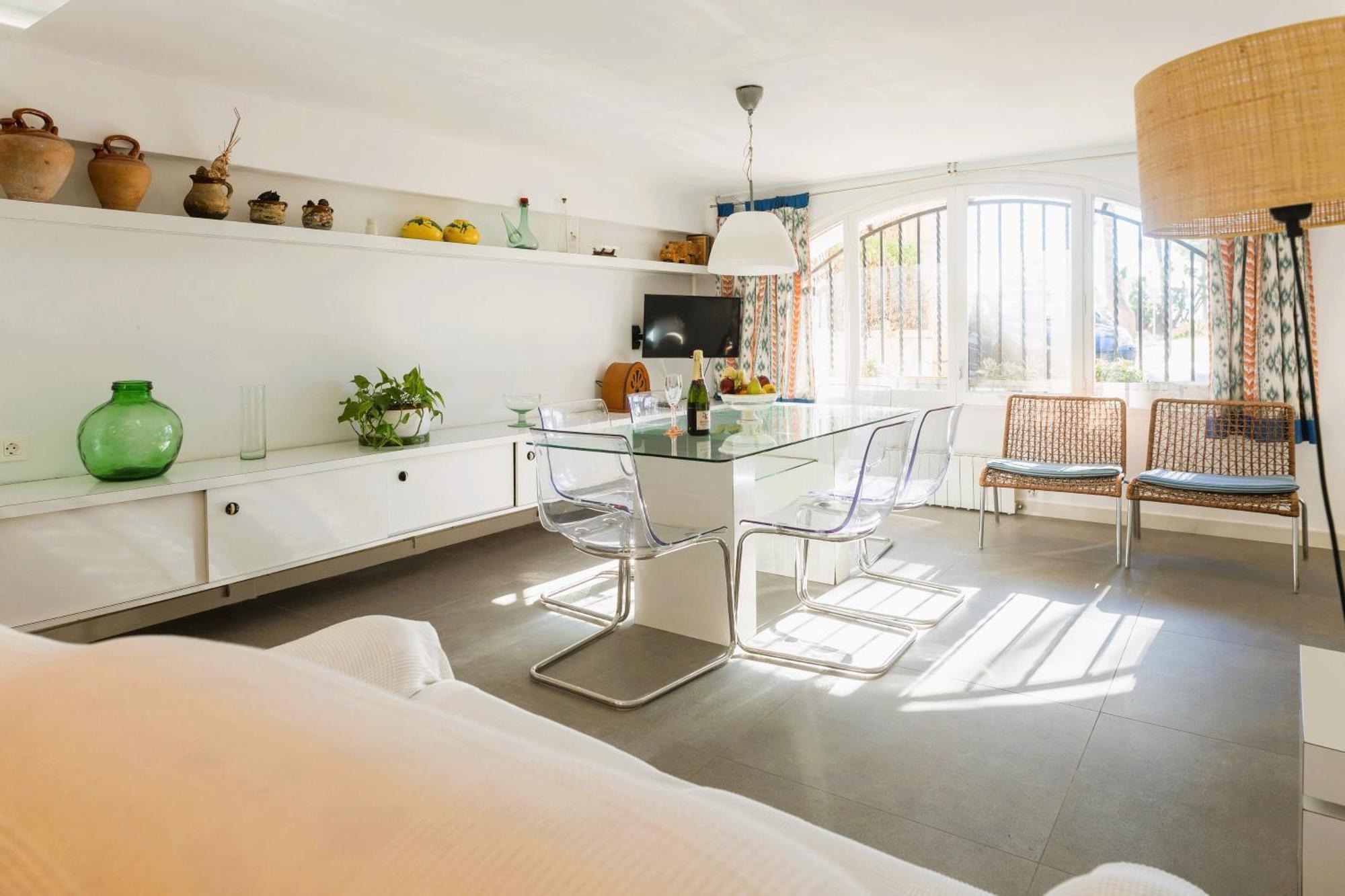 Suitur Beachfront Apartment Roc De Sant Gaieta Roda de Bará Kültér fotó