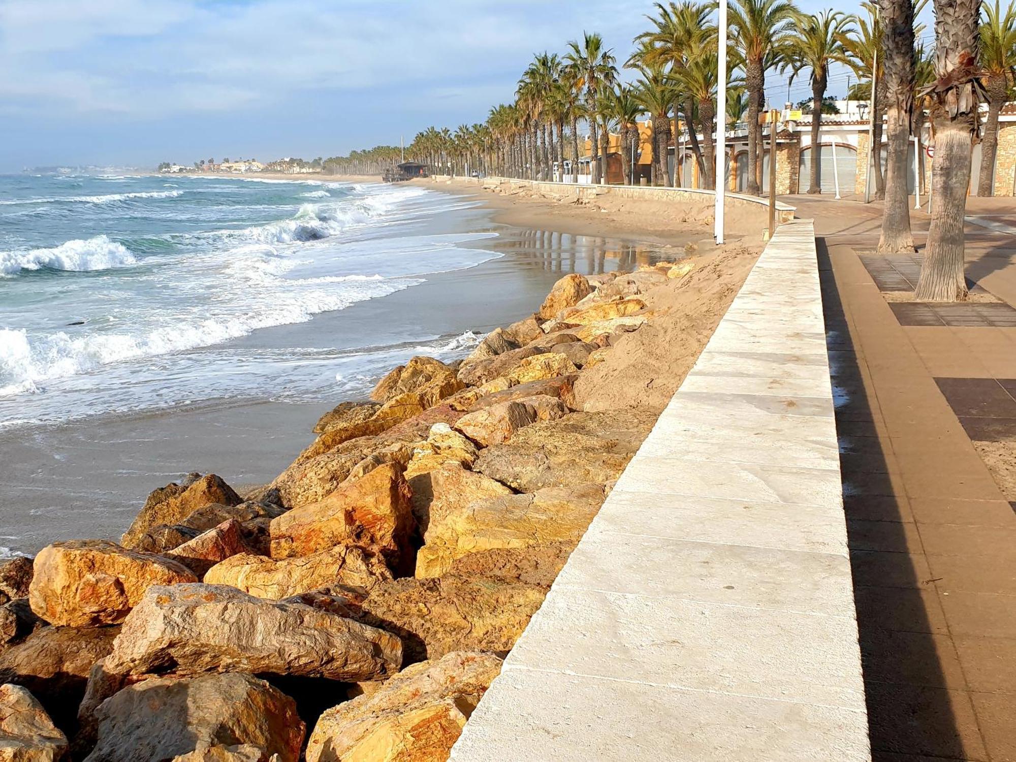 Suitur Beachfront Apartment Roc De Sant Gaieta Roda de Bará Kültér fotó